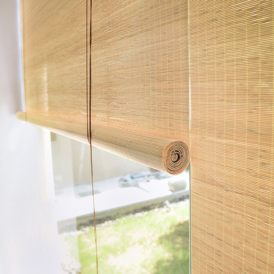 Nuansa Kayu Disesuaikan Tabir Surya Roller Blind Bambu 180 * 180cm Untuk Rumah