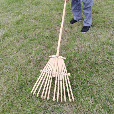 11 Tine 145cm Bamboo Rake Handmade Rustless Garden Rakes Garu